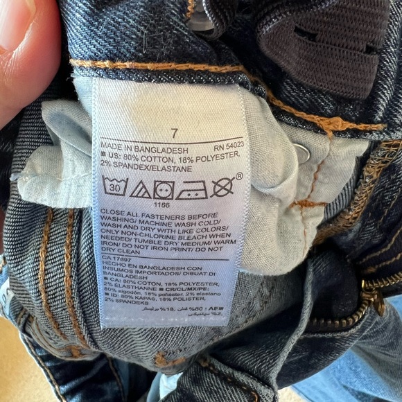 2 pairs boys size 7 jeans old Navy and Oshkosh - Picture 5 of 10